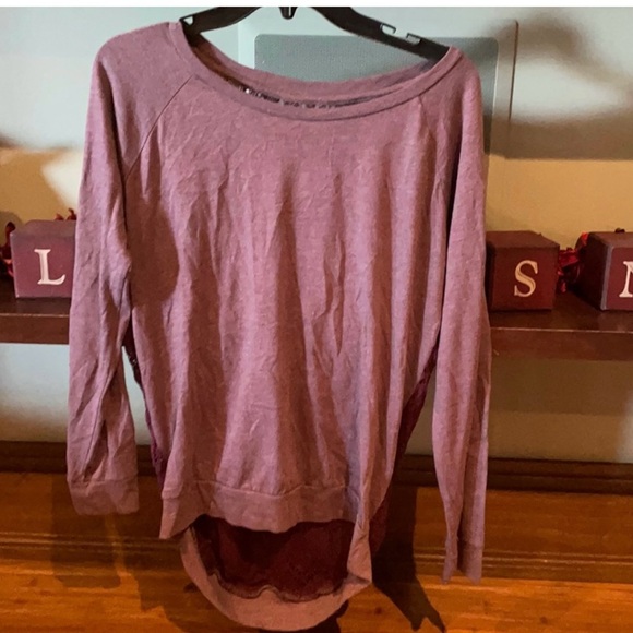 long sleeve going out top bundle - Picture 8 of 10